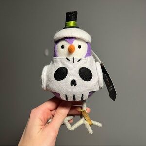 Hyde and Eek Featherly Friends Halloween Bird Socket